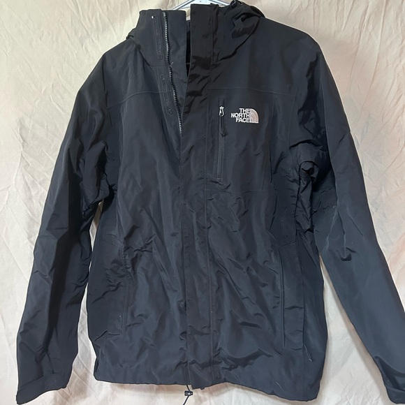 North face jacket - Picture 1 of 3